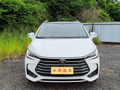 BYD MAX