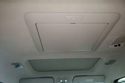 Volvo EM90