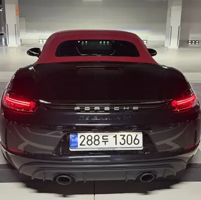 Porsche 718