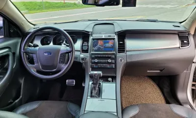 Ford Taurus