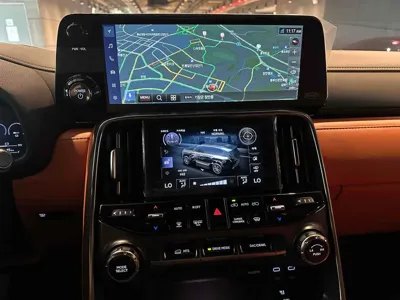 Lexus LX