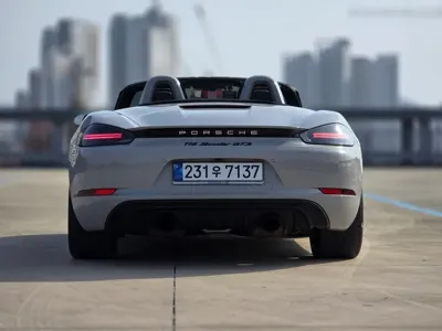 Porsche 718
