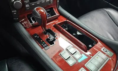 Lexus LS