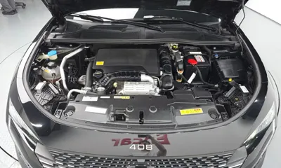 Peugeot 408
