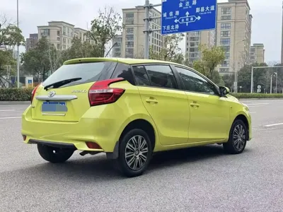 Toyota Yaris L