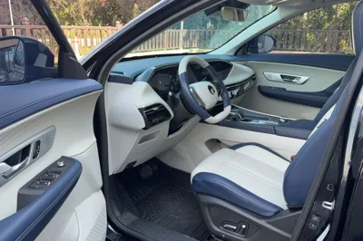 Dongfeng Aeolus Huge