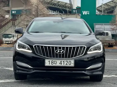 Hyundai Aslan