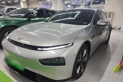 Xpeng P7