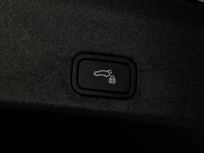 Li Auto 理想i6