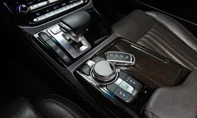 Genesis EQ900
