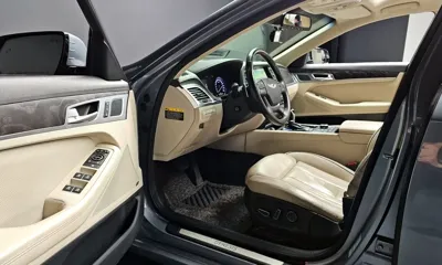 Hyundai Genesis