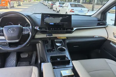 Toyota Sienna