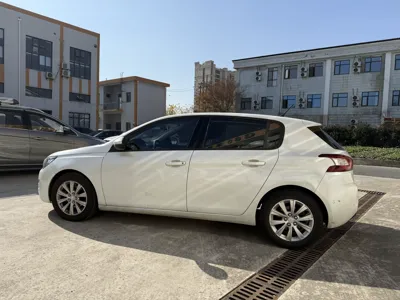 Peugeot 308S