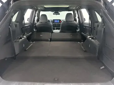 Toyota Crown Kluger
