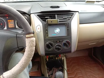 Venucia R50