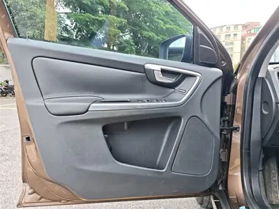 Volvo XC60 (Import)