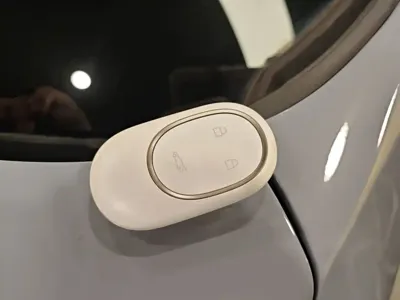 Nio ES8