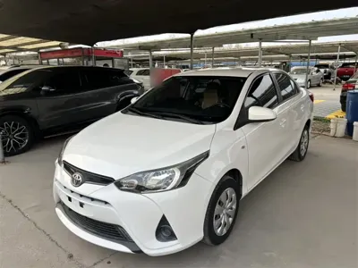Toyota Yaris L