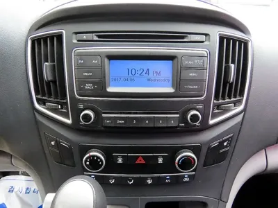 Hyundai Starex