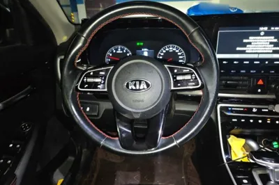 Kia KX3