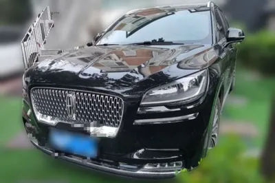 Lincoln Aviator