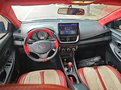 Toyota Yaris L