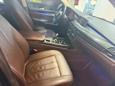 BMW X5 (Import)