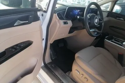 Buick GL8 New Energy