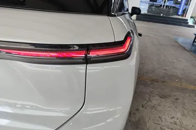 Nio ES7
