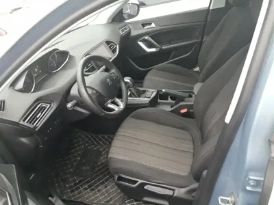 Peugeot 308S
