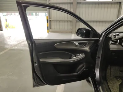 Roewe RX5
