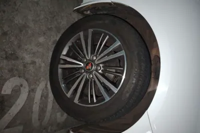 Roewe i5