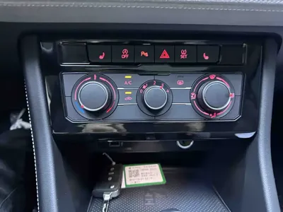 Jetta VS7