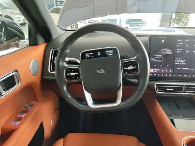 Li Auto Li L8