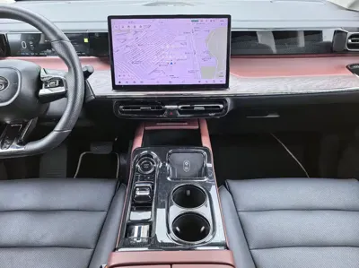 GAC Motor 传祺E8 PHEV