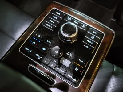 Hyundai Equus
