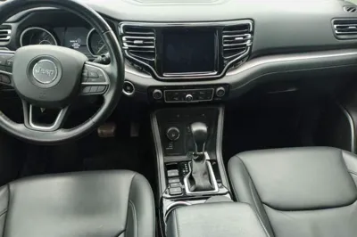 Jeep Grand Commander
