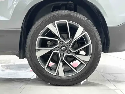 Jetta VS5