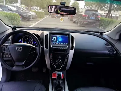 Luxgen U6