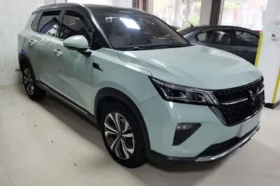 Wuling Asta
