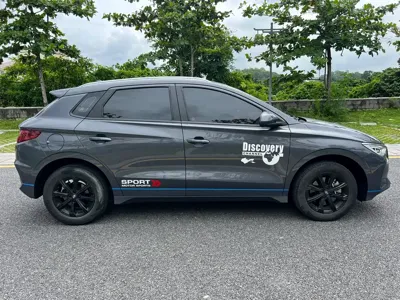 BYD e2