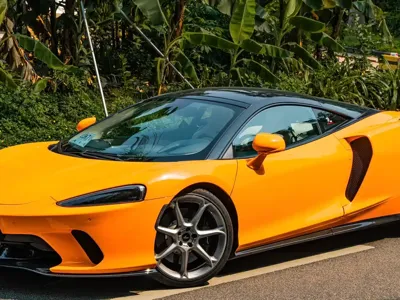 McLaren GT