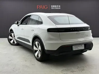 Porsche Macan EV