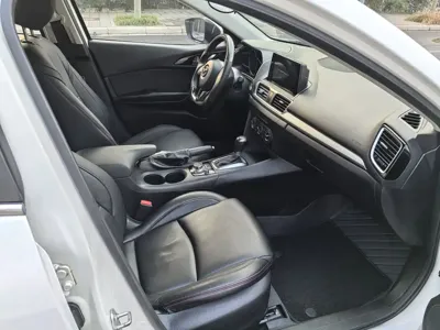 Mazda 3 Axela
