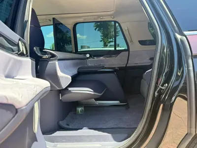Lincoln Navigator One
