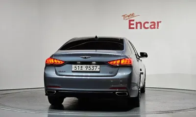 Hyundai Genesis