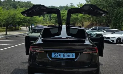 Tesla Model X