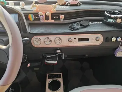 Wuling MINIEV