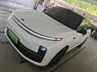 Li Auto Li L7