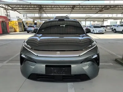 BYD 唐L